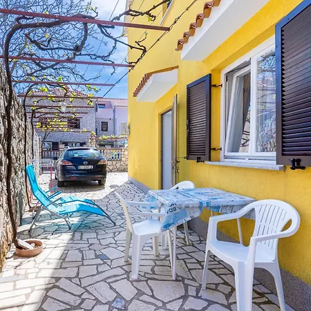 Medena, Apartment Cres