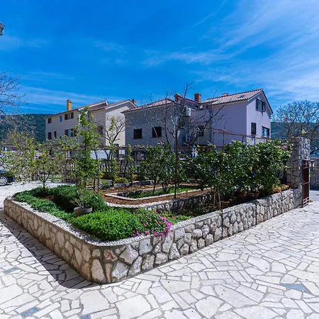 Medena, Apartman Cres