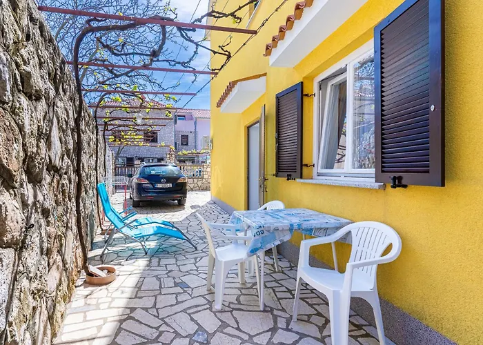 Medena, Apartment Cres