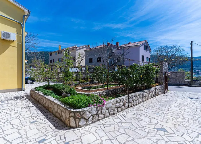 Medena, Apartment Cres