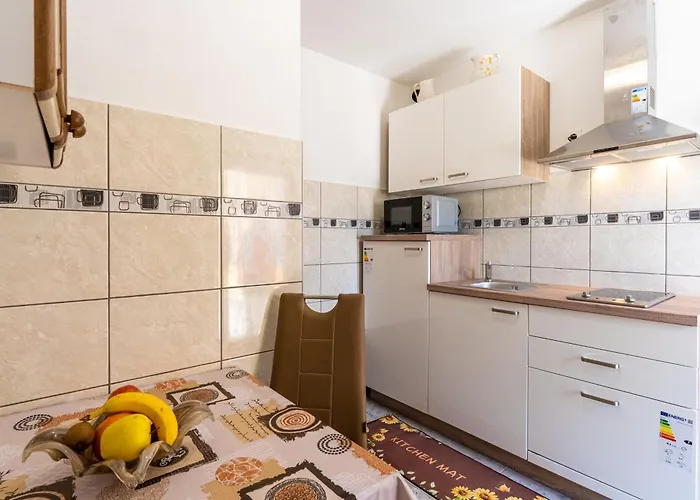 Medena, Apartment *