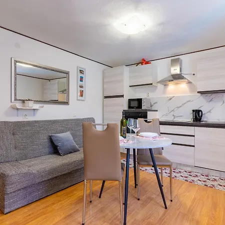 Appartement Medena, Cres